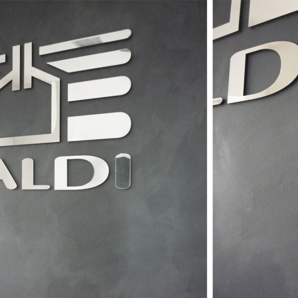 Galdi chooses Isocolor for his headquarters
